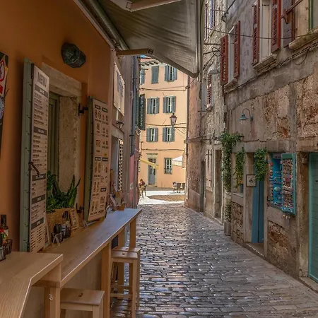 App Dea In The Center * Rovinj