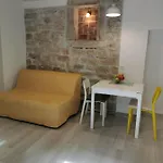 דירה App Dea In The Center רוביני