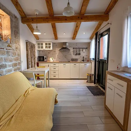 App Dea In The Center Apartman Rovinj